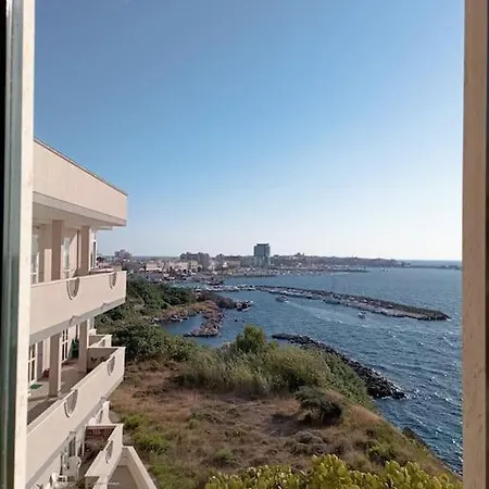 Daire Stupendo Fronte Mare A